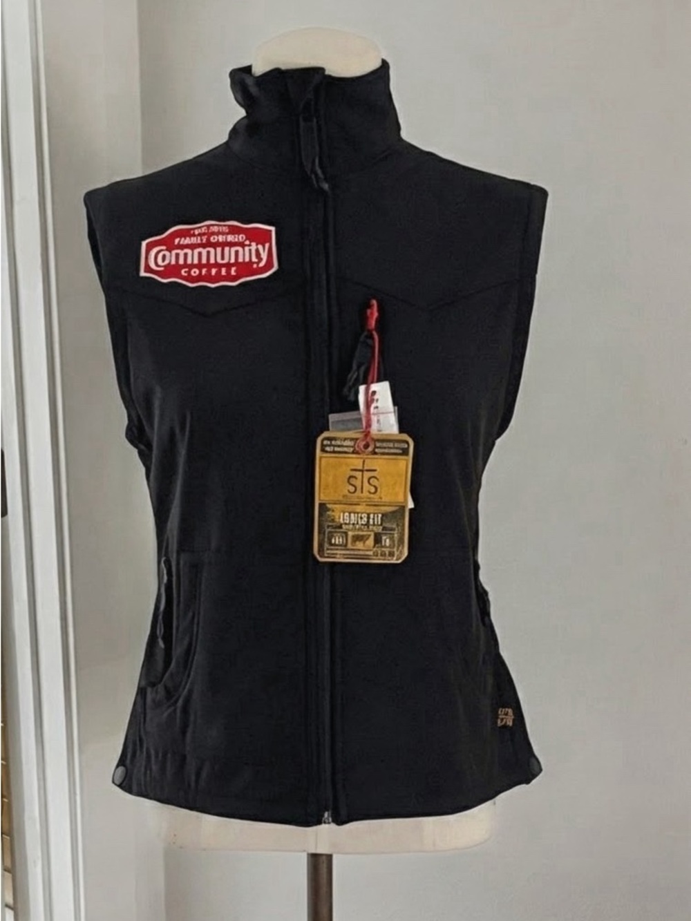 Brand New STS Ranchwear Black Ladies' Softshell Vest with Branded Hang Tag
